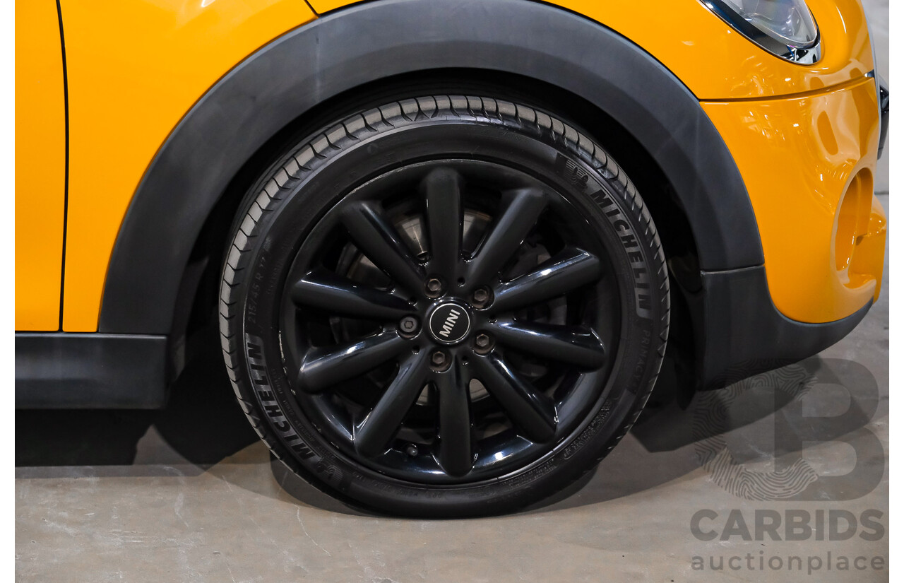 11/2015 Mini Cooper S F56 3D Hatchback Volcanic Orange / Midnight Black Turbo 2.0L