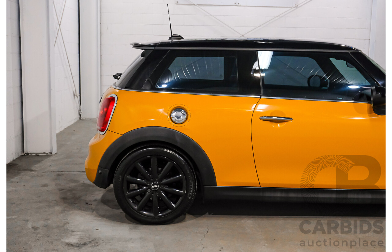 11/2015 Mini Cooper S F56 3D Hatchback Volcanic Orange / Midnight Black Turbo 2.0L