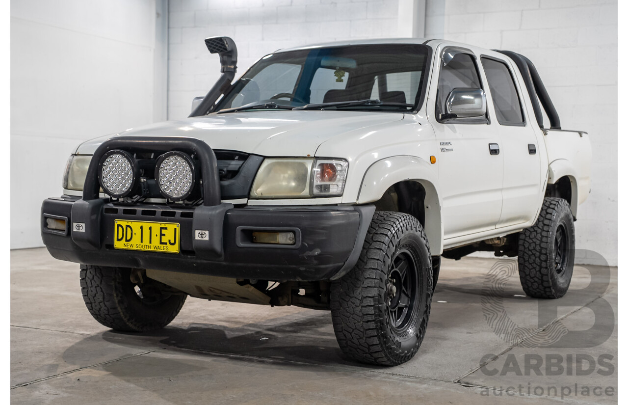 03/2003 Toyota Hilux SR5 (4x4) VZN167R Dual Cab P/Up White 3.4L