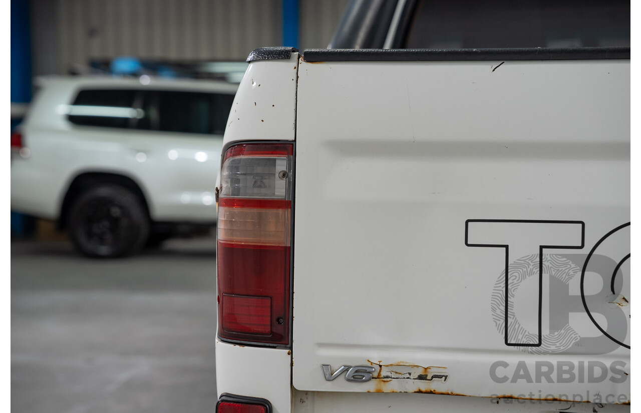 03/2003 Toyota Hilux SR5 (4x4) VZN167R Dual Cab P/Up White 3.4L