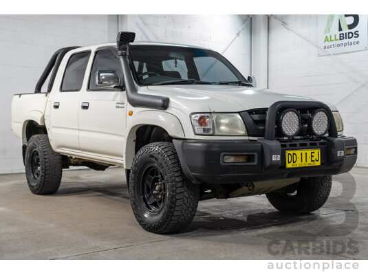 03/2003 Toyota Hilux SR5 (4x4) VZN167R Dual Cab P/Up White 3.4L
