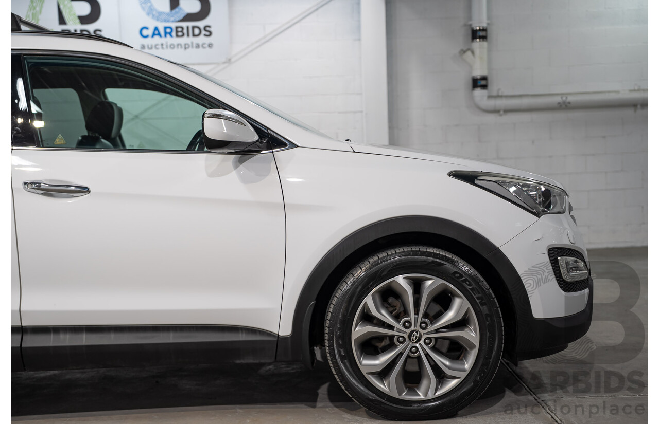 04/2013 Hyundai Santa Fe HIGHLANDER CRDi (4x4) DM 4D Wagon Crystal White Pearl Turbo Diesel 2.2L