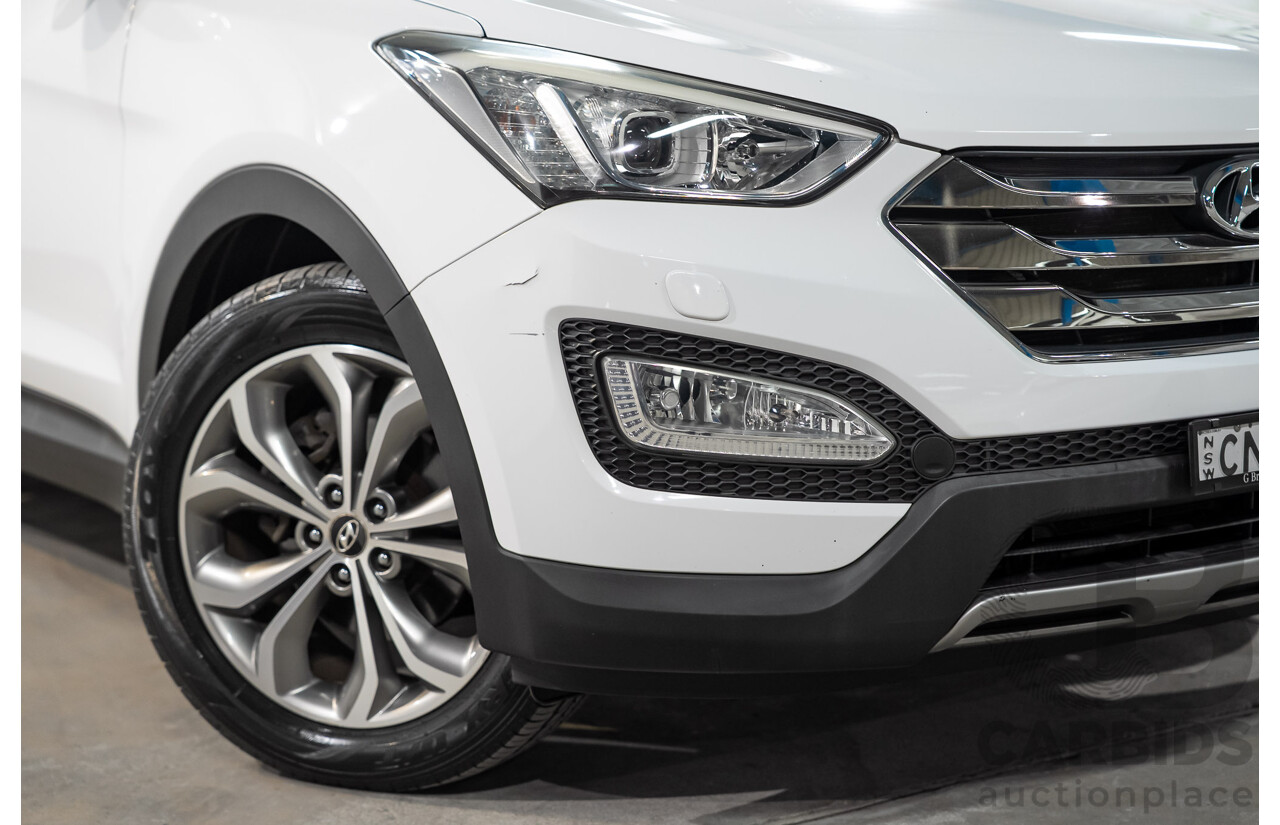 04/2013 Hyundai Santa Fe HIGHLANDER CRDi (4x4) DM 4D Wagon Crystal White Pearl Turbo Diesel 2.2L