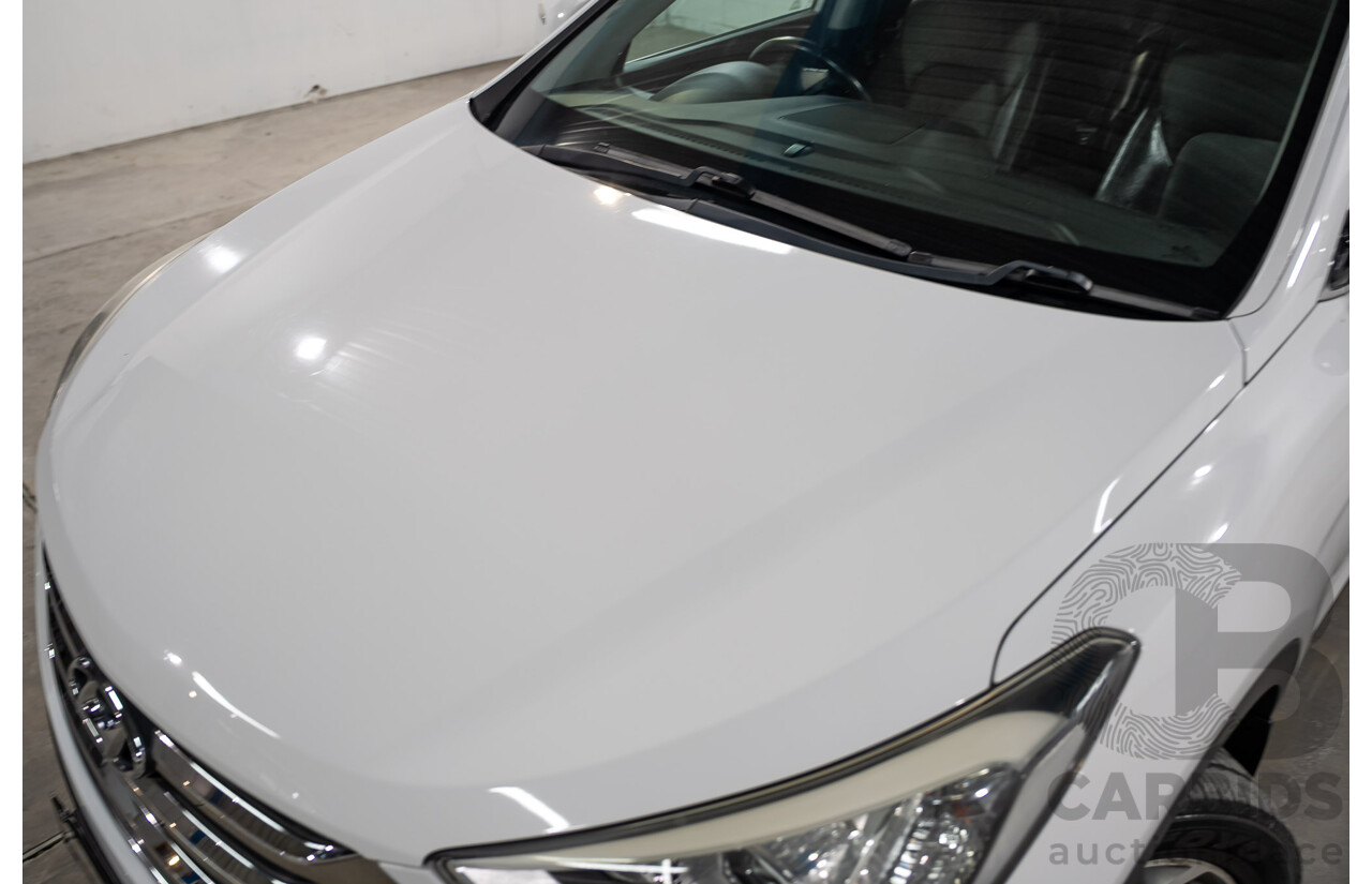 04/2013 Hyundai Santa Fe HIGHLANDER CRDi (4x4) DM 4D Wagon Crystal White Pearl Turbo Diesel 2.2L