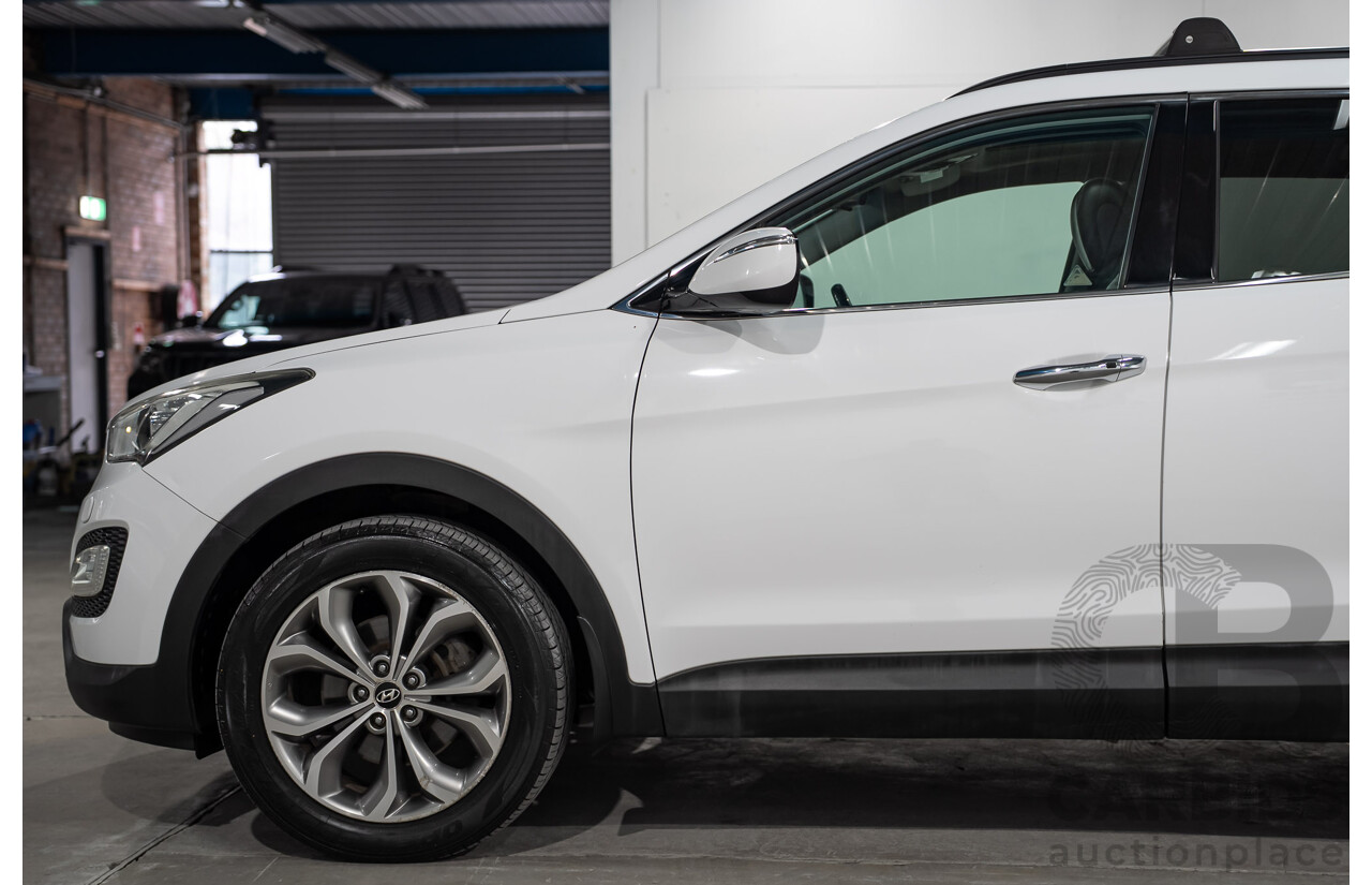 04/2013 Hyundai Santa Fe HIGHLANDER CRDi (4x4) DM 4D Wagon Crystal White Pearl Turbo Diesel 2.2L