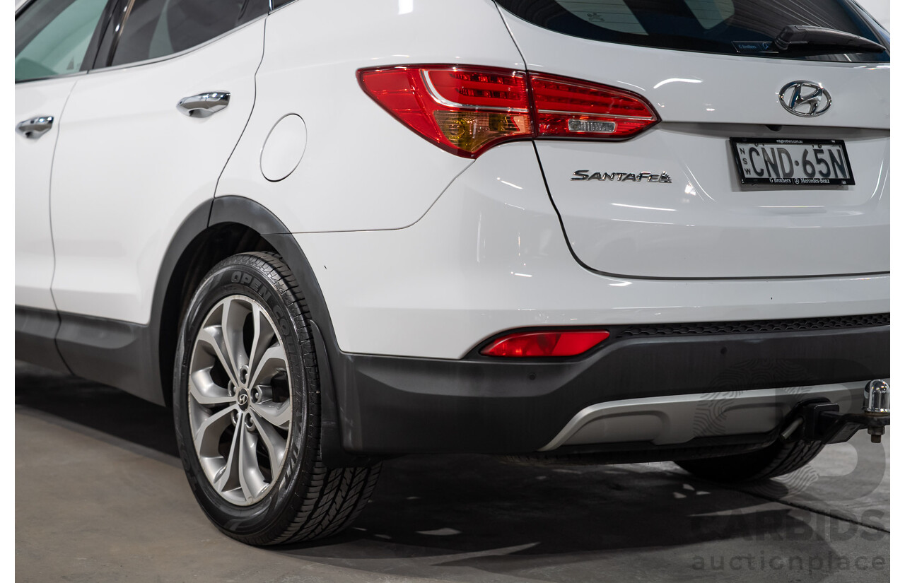 04/2013 Hyundai Santa Fe HIGHLANDER CRDi (4x4) DM 4D Wagon Crystal White Pearl Turbo Diesel 2.2L