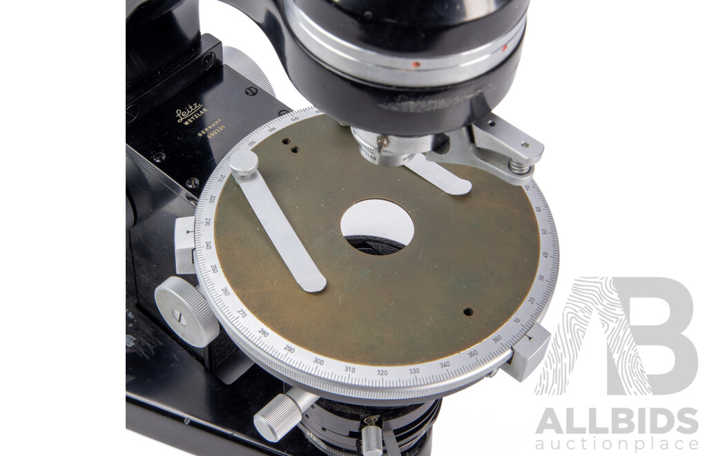 Leitz Wetzlar Polarising Microscope with Accessories, Illuminator and Fitted Carrying Case