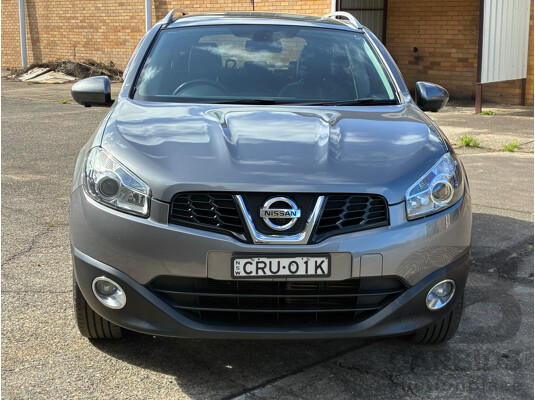 03/2014 Nissan Dualis +2 Ti-L (4x2) J10 Series 3 4d Wagon Grey 2.0L 7 Seats