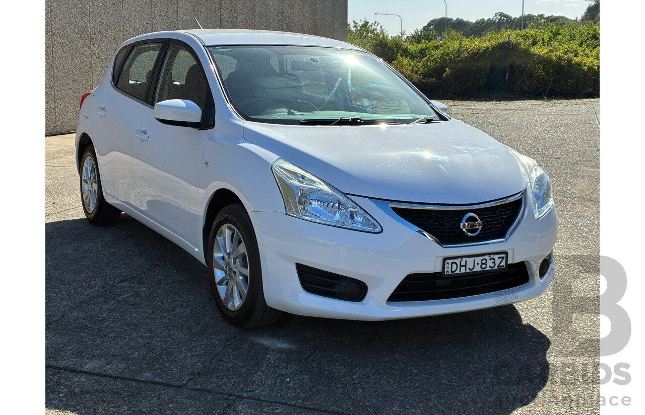 06/2016 Nissan Pulsar ST C12 Series 2 5d Hatchback White 1.8L