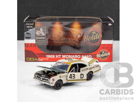 DDA Collectibles Holden HT Monaro GTS #43 Des West / Peter Brock 1:32 Scale Model Car