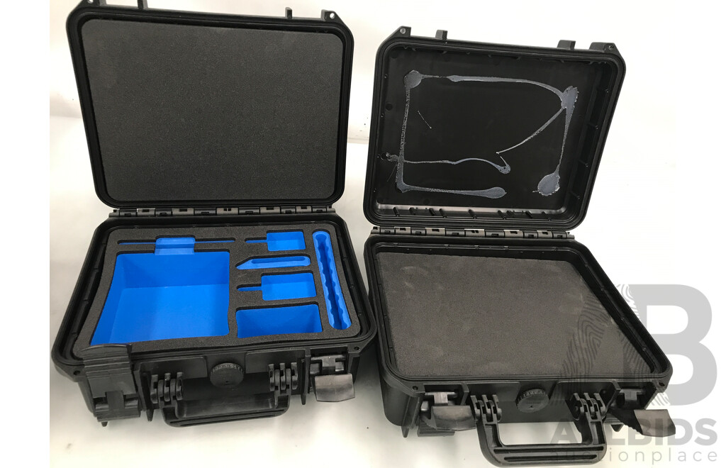 Assorted Small and Medium Sized Protector Cases - Lot of 5