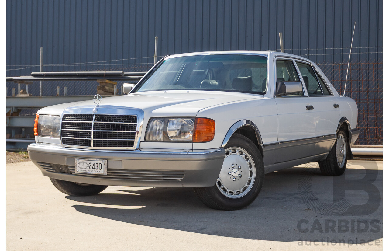 4/1988 Mercedes-Benz 300SE W126 4d Sedan Arctic White 3.0L