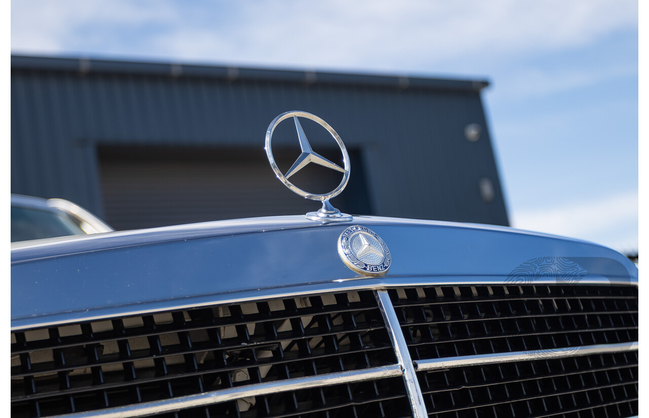 4/1988 Mercedes-Benz 300SE W126 4d Sedan Arctic White 3.0L