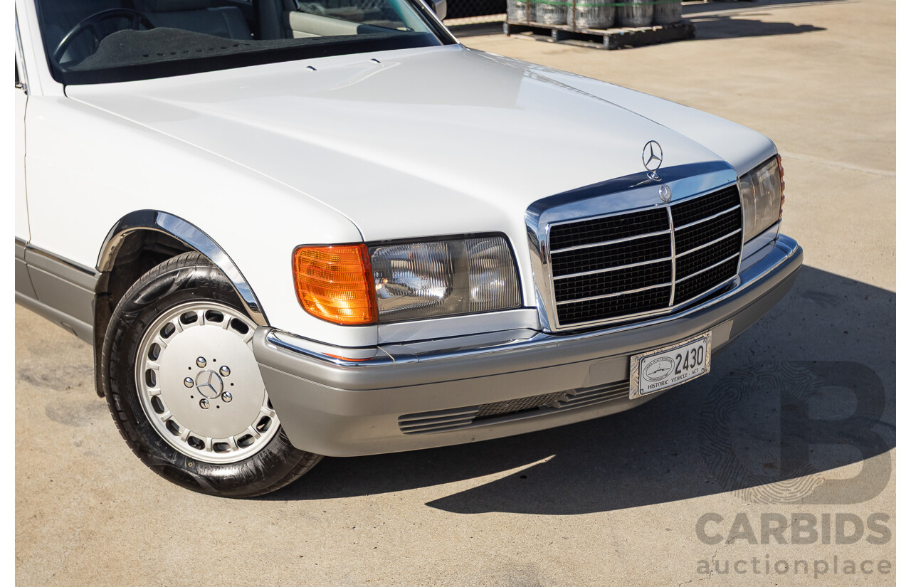 4/1988 Mercedes-Benz 300SE W126 4d Sedan Arctic White 3.0L