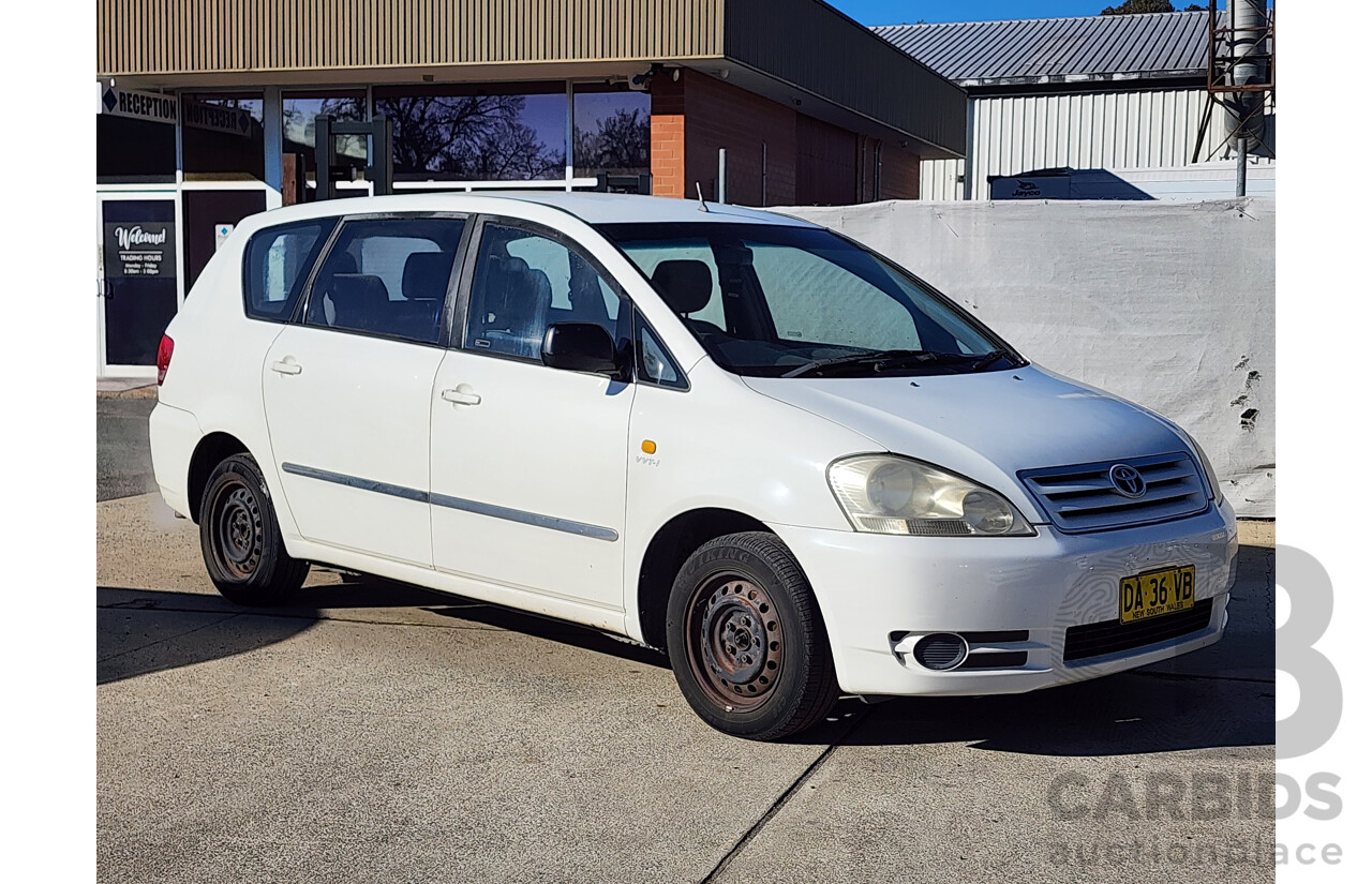 08/2002 Toyota Avensis Verso GLX ACM20R 4d Wagon White 2.0L