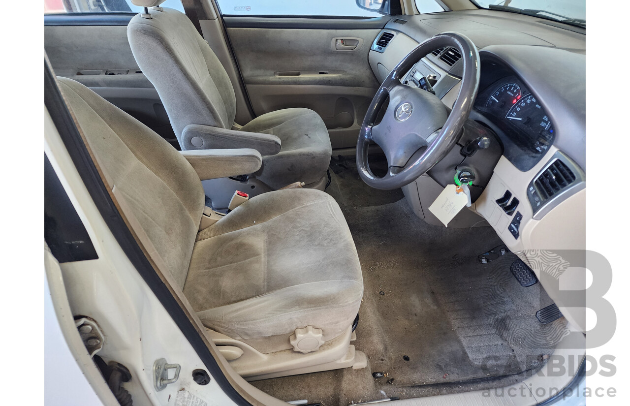 08/2002 Toyota Avensis Verso GLX ACM20R 4d Wagon White 2.0L