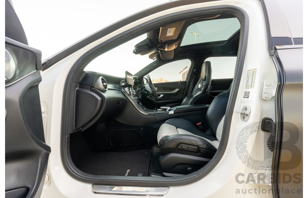 07/2015 Mercedes Benz C63 S AMG 205 4d Wagon Diamond White / Matte Black Wrap Twin Turbo V8 4.0L