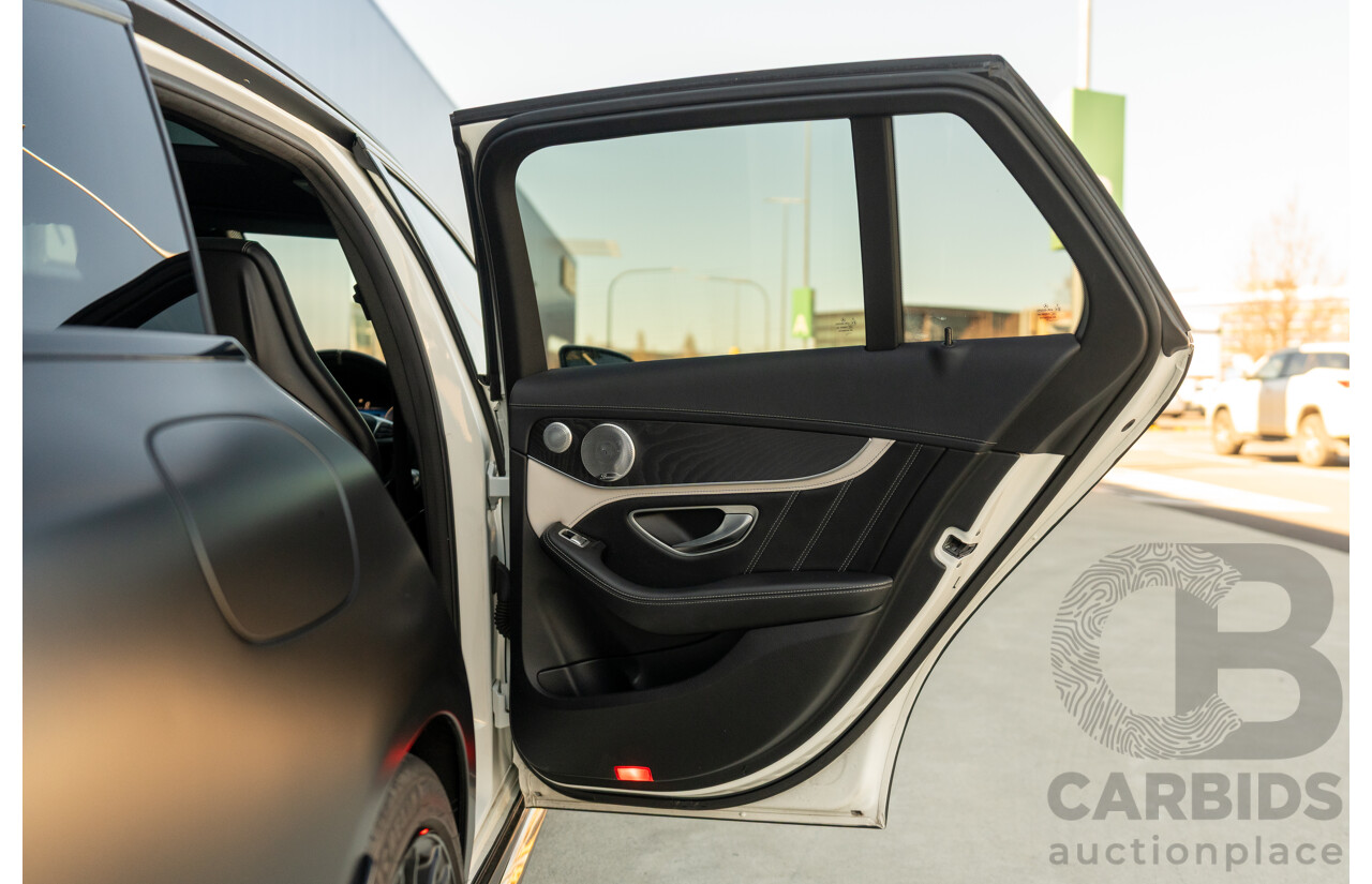 07/2015 Mercedes Benz C63 S AMG 205 4d Wagon Diamond White / Matte Black Wrap Twin Turbo V8 4.0L