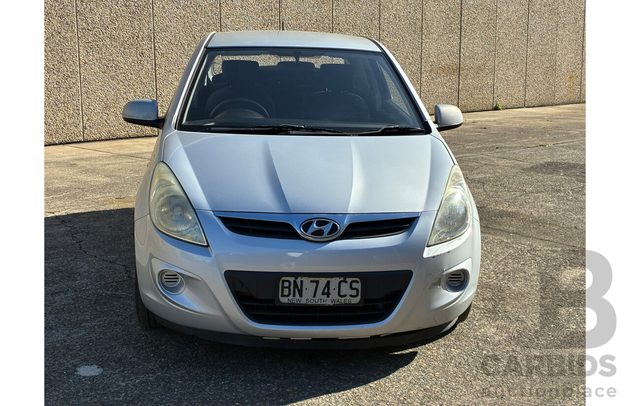 11/2011 Hyundai I20 Active PB MY12 3d Hatchback Silver 1.4L