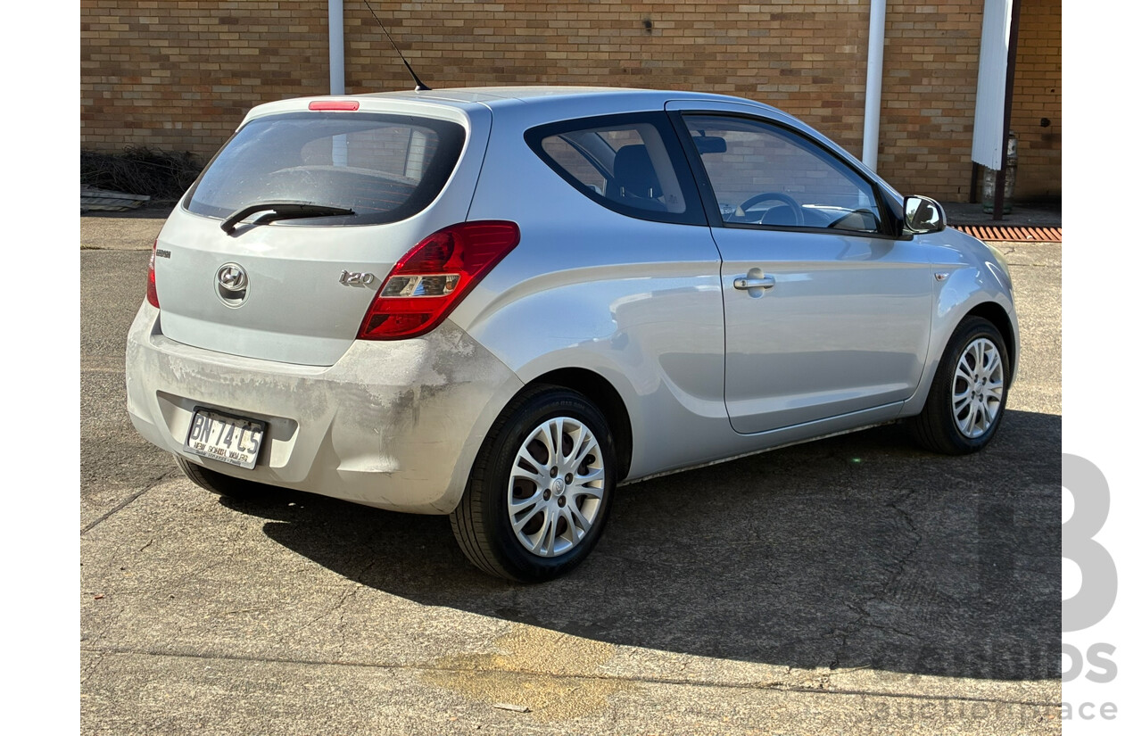 11/2011 Hyundai I20 Active PB MY12 3d Hatchback Silver 1.4L