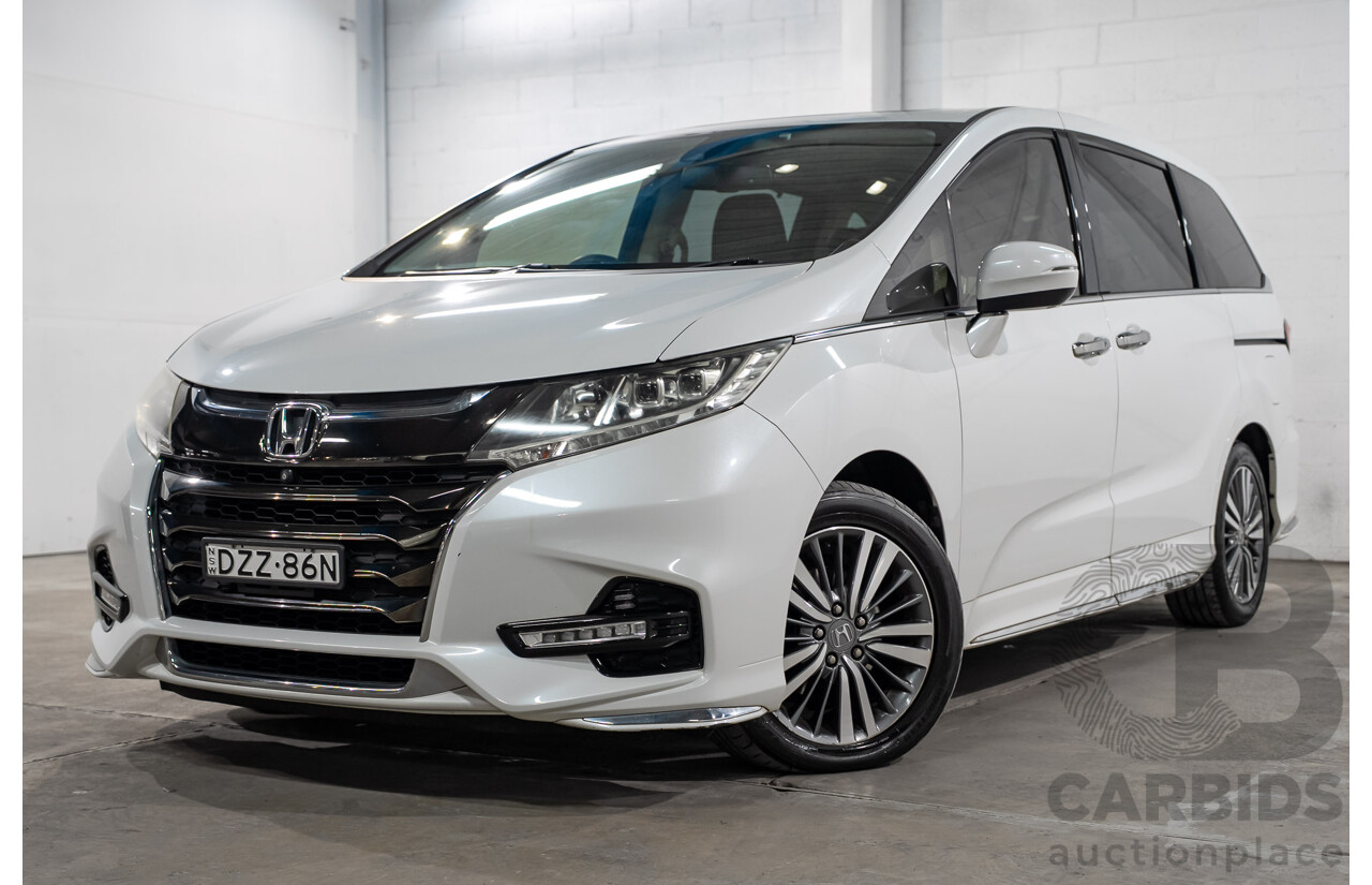 01/2019 Honda Odyssey VTi-L RC MY19 4D Wagon White 2.4L