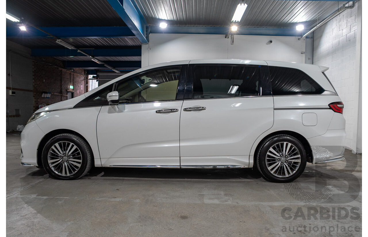 01/2019 Honda Odyssey VTi-L RC MY19 4D Wagon White 2.4L