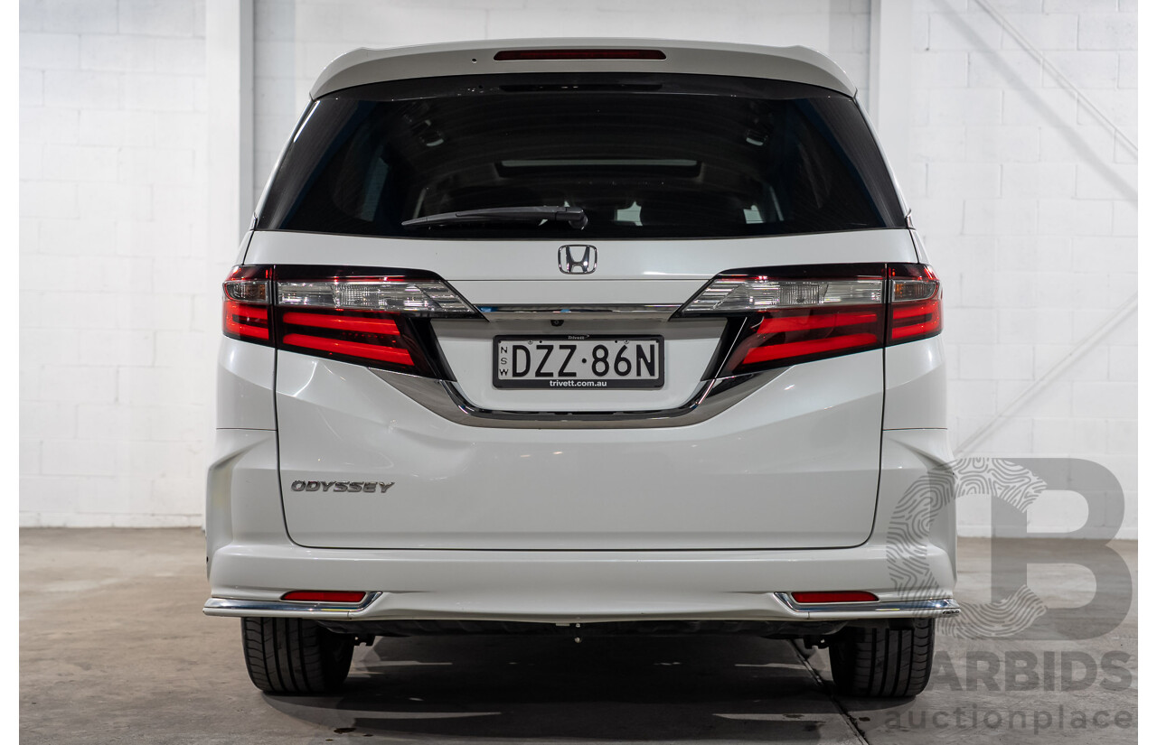 01/2019 Honda Odyssey VTi-L RC MY19 4D Wagon White 2.4L