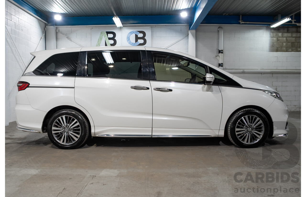 01/2019 Honda Odyssey VTi-L RC MY19 4D Wagon White 2.4L