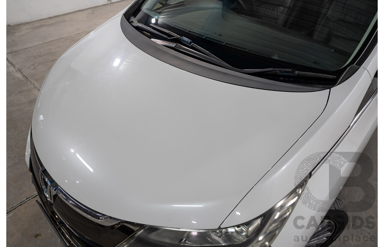 01/2019 Honda Odyssey VTi-L RC MY19 4D Wagon White 2.4L