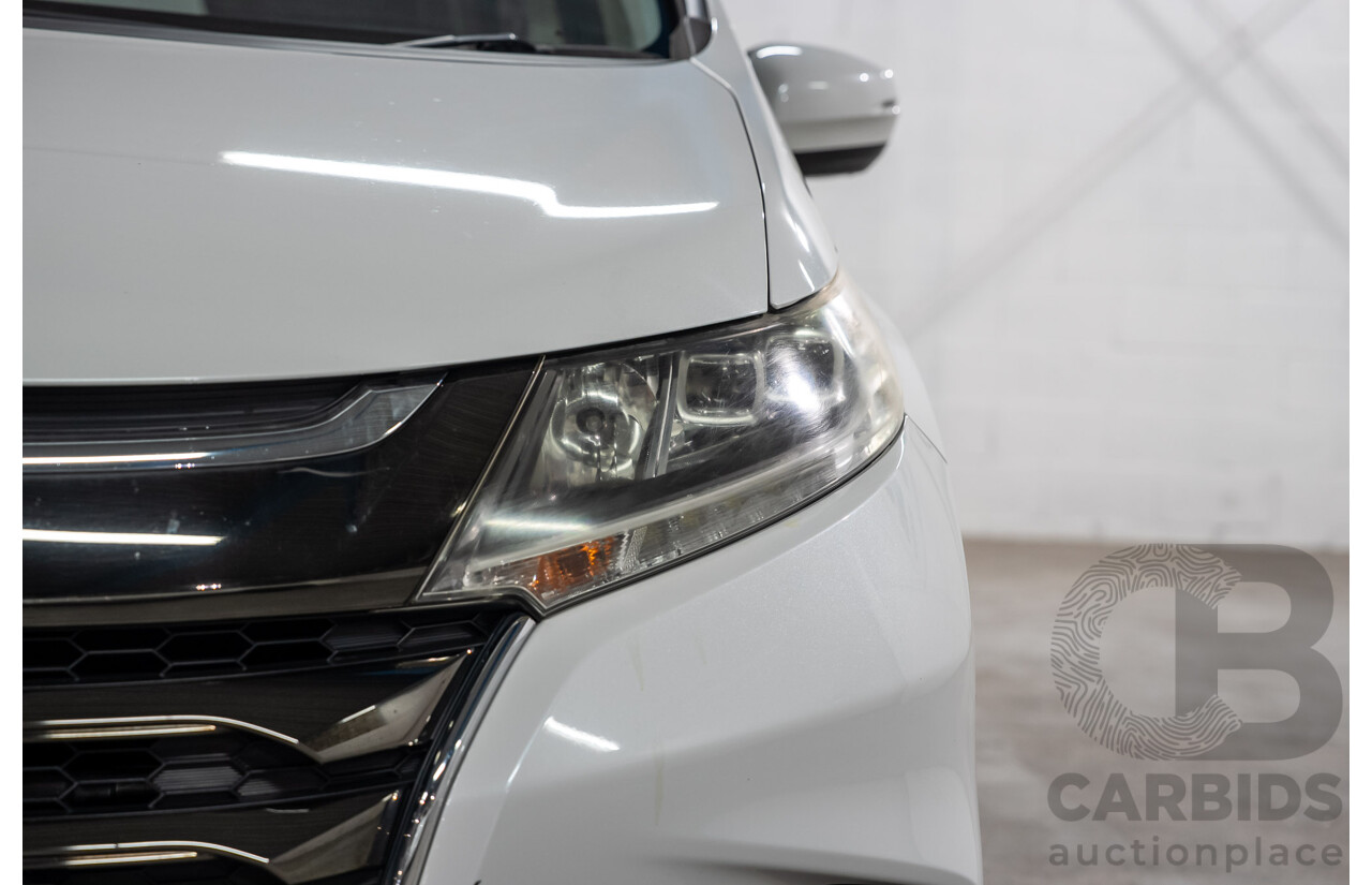 01/2019 Honda Odyssey VTi-L RC MY19 4D Wagon White 2.4L