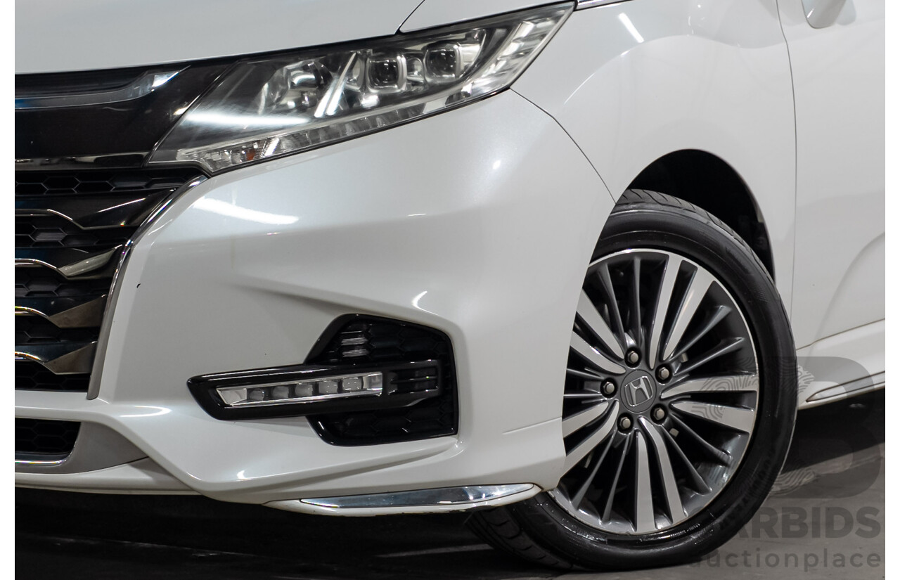 01/2019 Honda Odyssey VTi-L RC MY19 4D Wagon White 2.4L