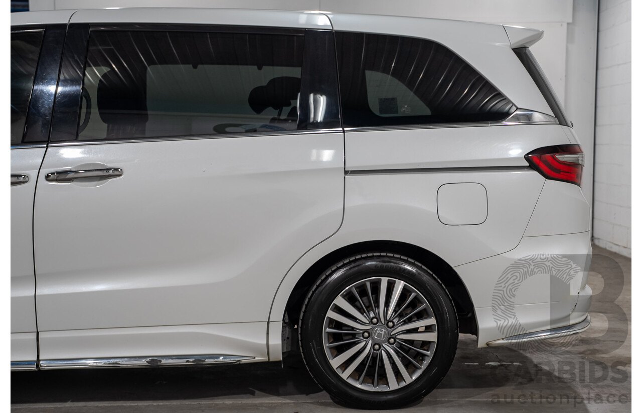 01/2019 Honda Odyssey VTi-L RC MY19 4D Wagon White 2.4L