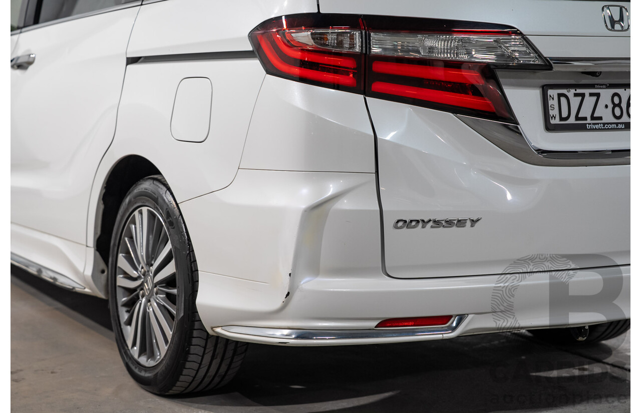 01/2019 Honda Odyssey VTi-L RC MY19 4D Wagon White 2.4L