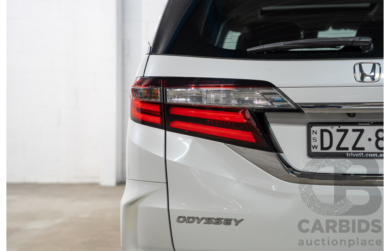 01/2019 Honda Odyssey VTi-L RC MY19 4D Wagon White 2.4L
