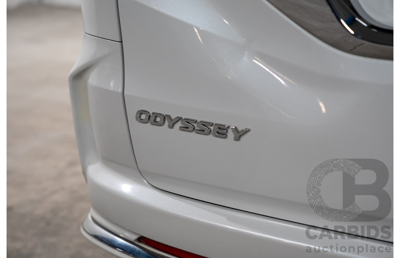 01/2019 Honda Odyssey VTi-L RC MY19 4D Wagon White 2.4L