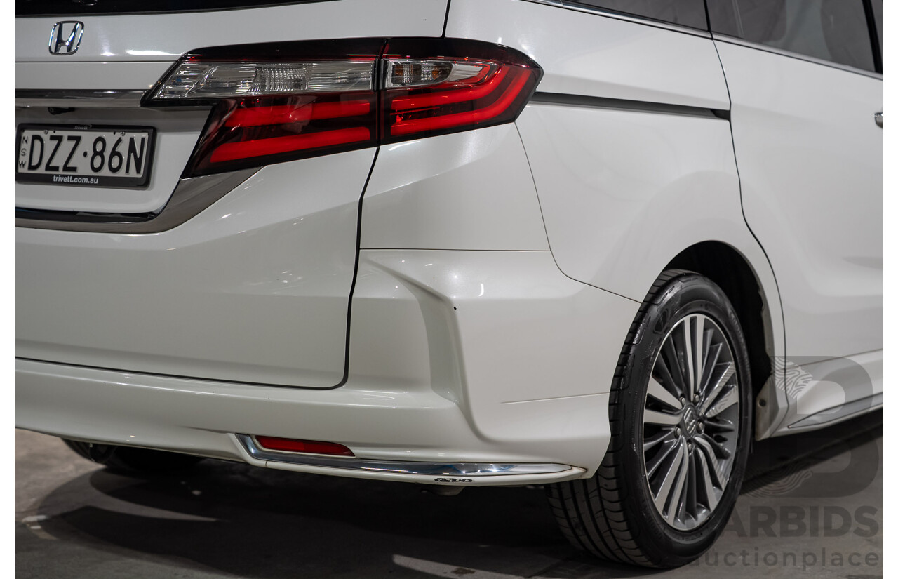 01/2019 Honda Odyssey VTi-L RC MY19 4D Wagon White 2.4L