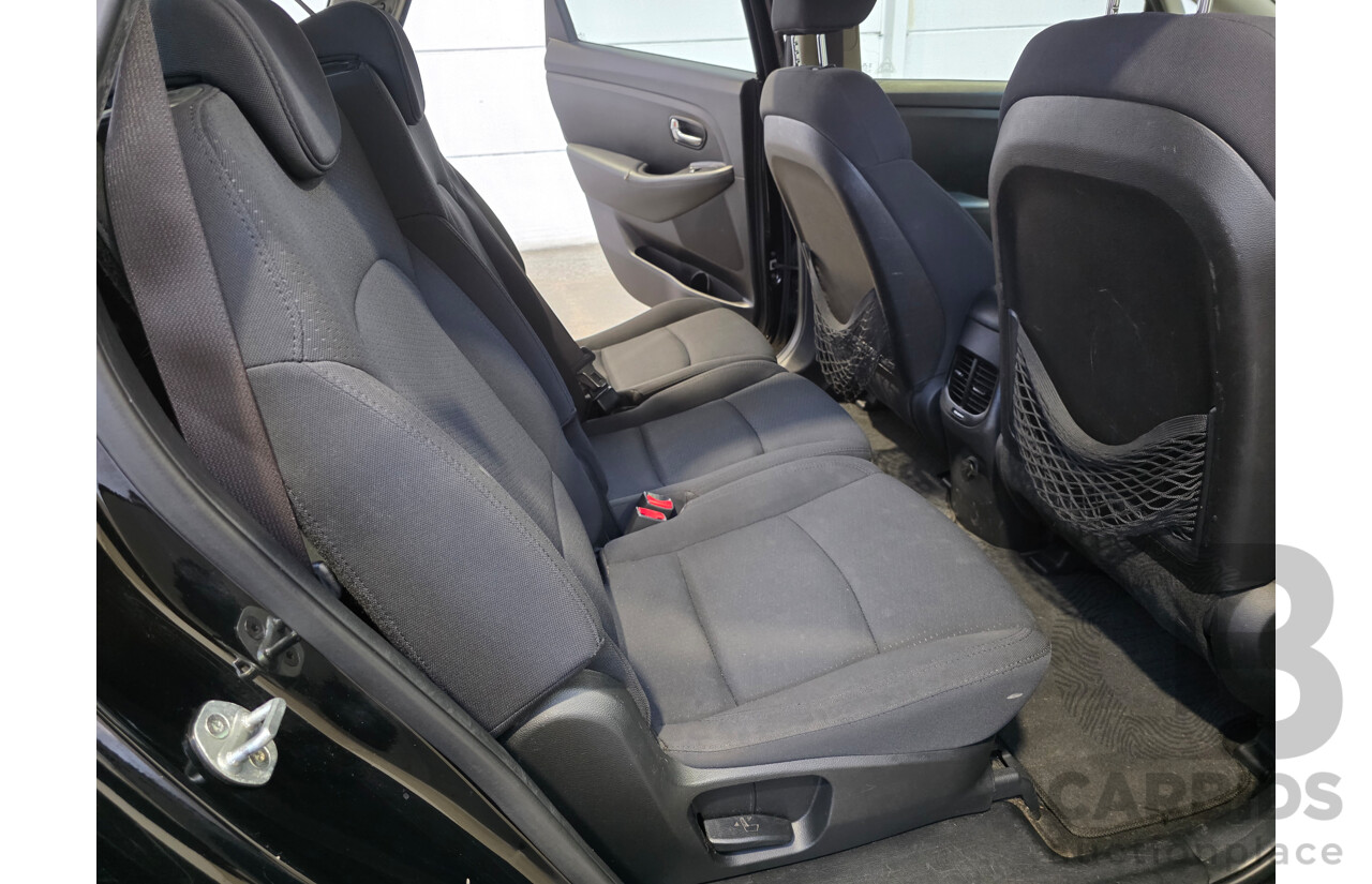11/2013 Kia Rondo Si RP 4d Wagon Black 1.7L 7 Seats