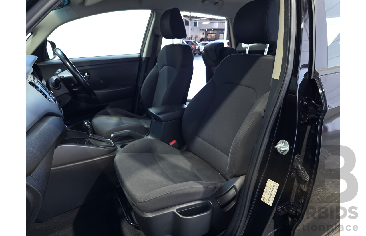 11/2013 Kia Rondo Si RP 4d Wagon Black 1.7L 7 Seats