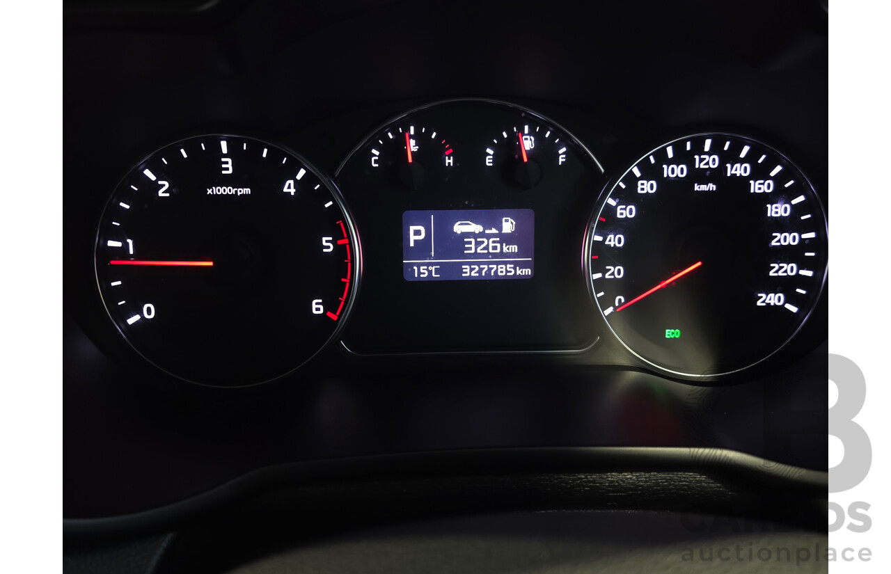 11/2013 Kia Rondo Si RP 4d Wagon Black 1.7L 7 Seats