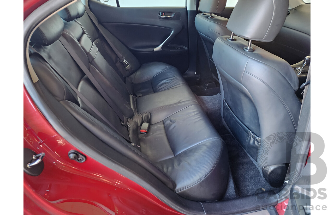 04/2008 Lexus Is250 Prestige GSE20R 4d Sedan Marron 2.5L