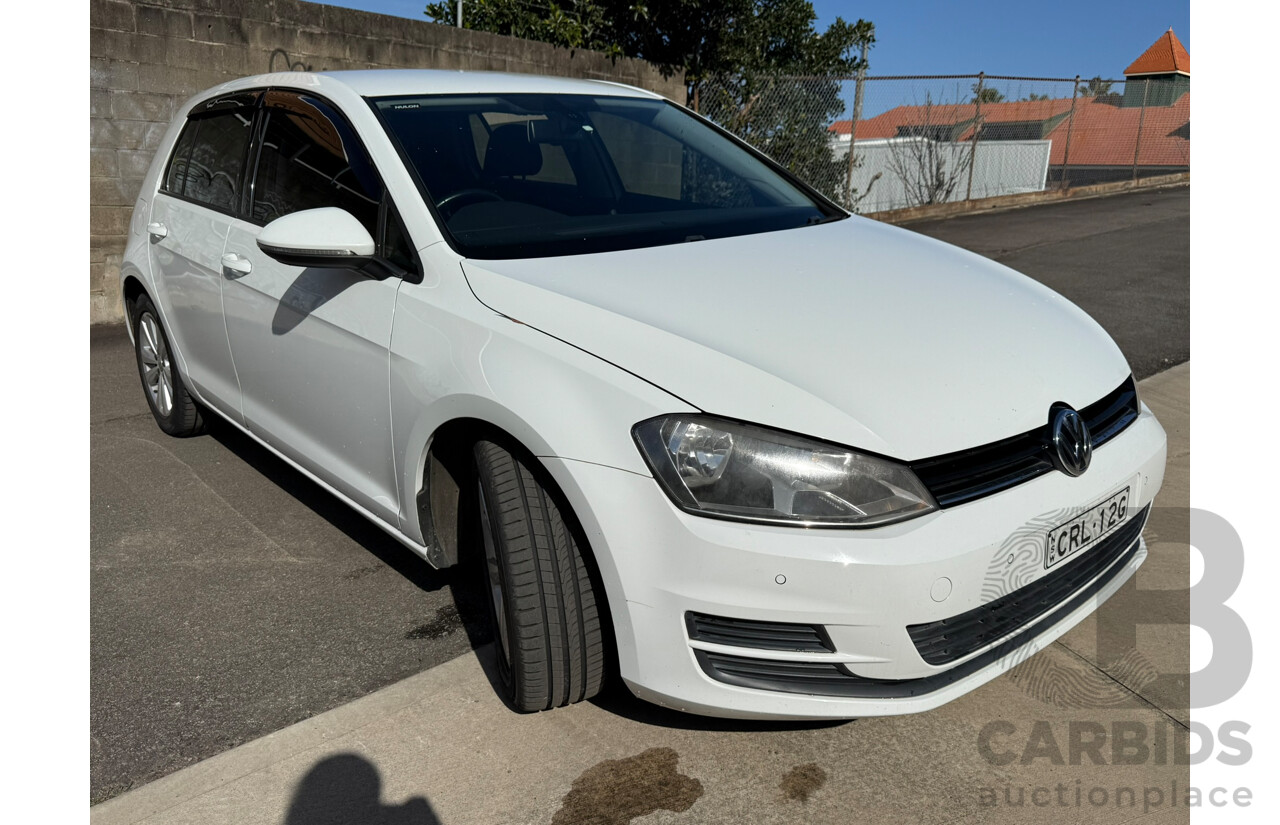 01/2014 Volkswagen Golf 90 TSI COMFORTLINE FWD AU MY14 5D Hatchback White 1.4L
