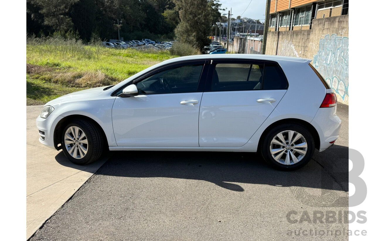 01/2014 Volkswagen Golf 90 TSI COMFORTLINE FWD AU MY14 5D Hatchback White 1.4L