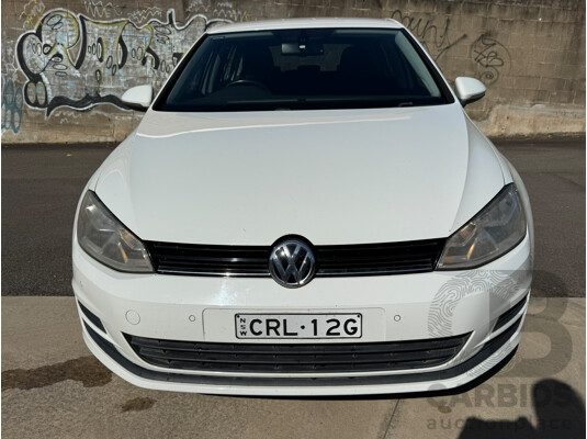 01/2014 Volkswagen Golf 90 TSI COMFORTLINE FWD AU MY14 5D Hatchback White 1.4L