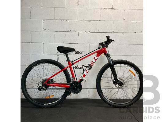 Trek Marlin 6 Mountain Bike