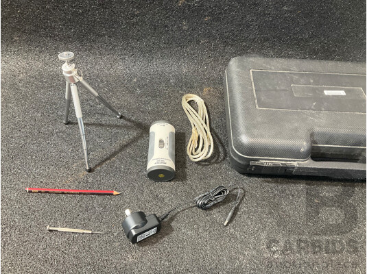 DIGITECH (QM1592) Sound Level Calibrator