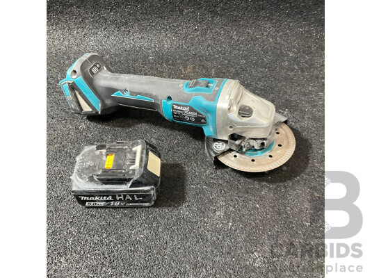 MAKITA 18V Angle Grinder (DGA504) with 5.0Ah Battery