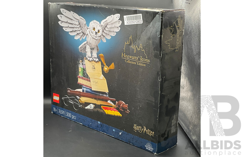 LEGO HARRY POTTER (76391) Hogwarts Icons - Collectors' Edition