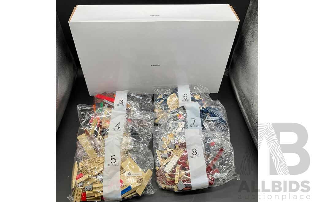 LEGO HARRY POTTER (76391) Hogwarts Icons - Collectors' Edition