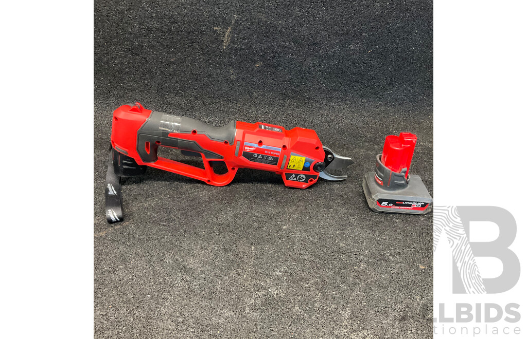 MILWAUKEE M12 Brushless Pruning Sheer (M12BLPSH) with 5.0Ah Battery