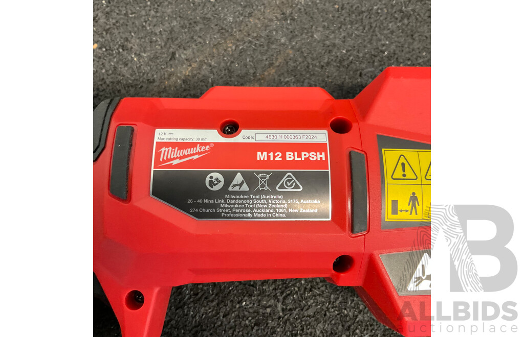 MILWAUKEE M12 Brushless Pruning Sheer (M12BLPSH) with 5.0Ah Battery